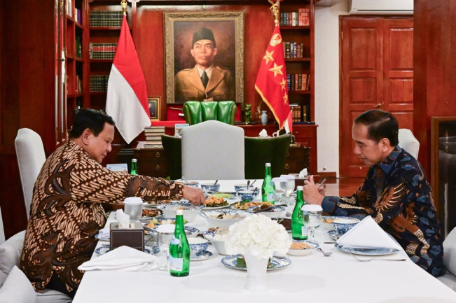 Jokowi Temui Presiden Prabowo di Kertanegara, Bahas Apa?